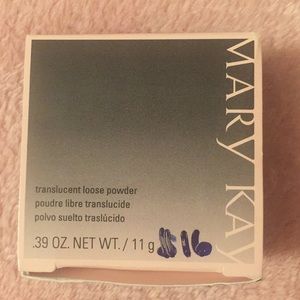 Mary Kay translucent powder